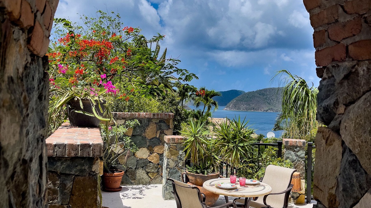 Photo of Outdoor in Estate Peter Bay