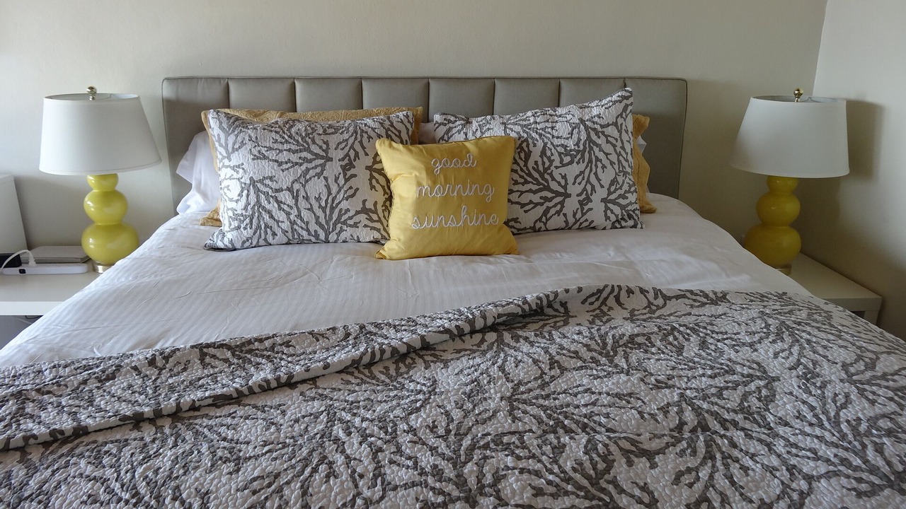 Photo of Bedroom in Red Hook