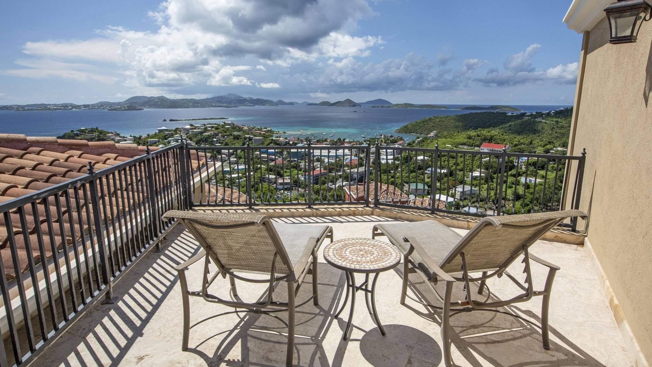 Photo of Patio Balcony in Estate Enighed