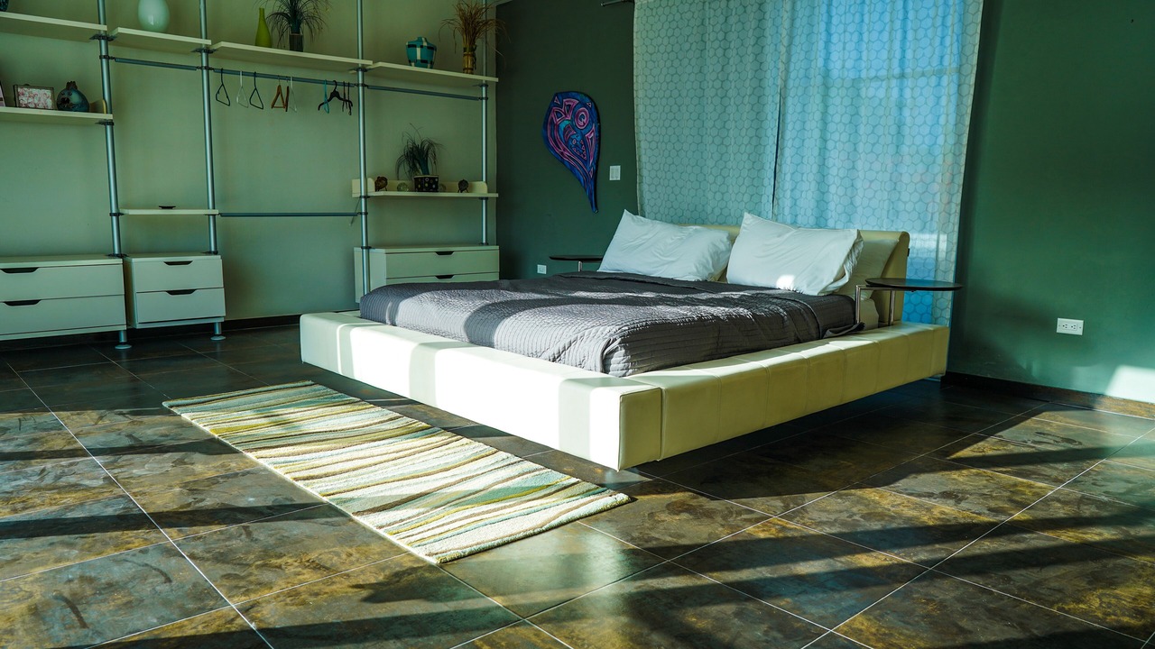 Photo of Bedroom in Estate Western Water Island