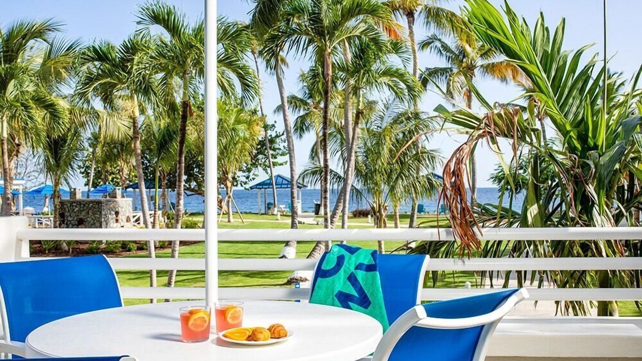 Photo of Outdoor in Estate Frenchman Bay