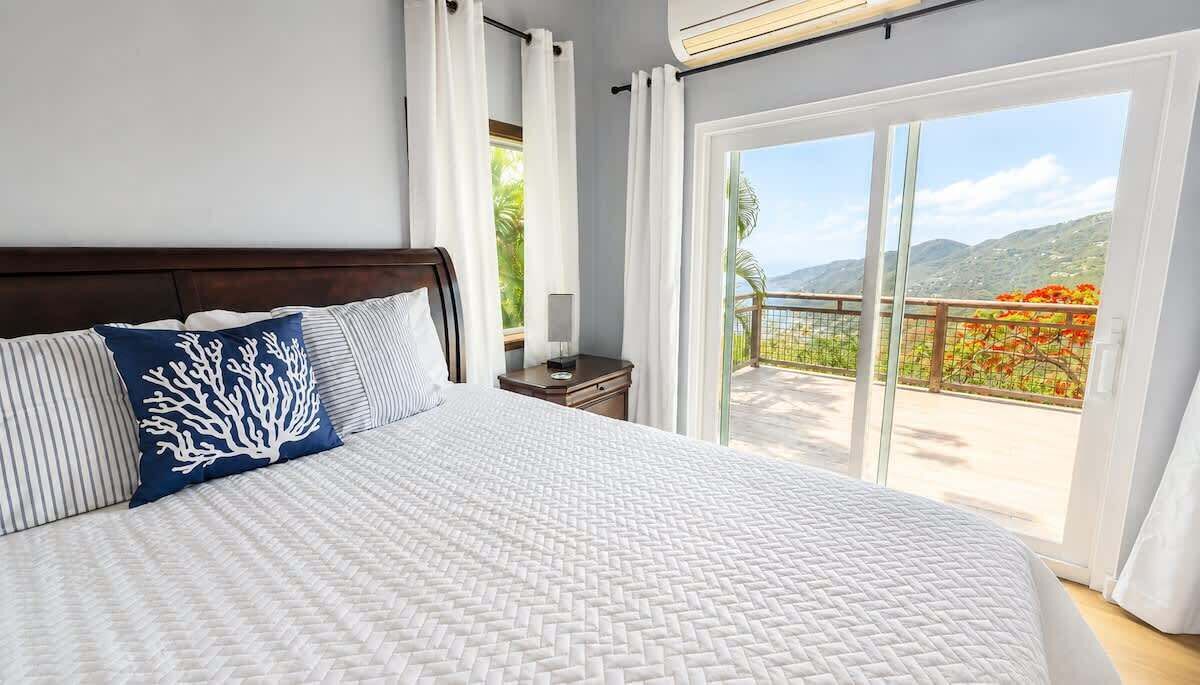 Photo of Bedroom in Ajax Peak
