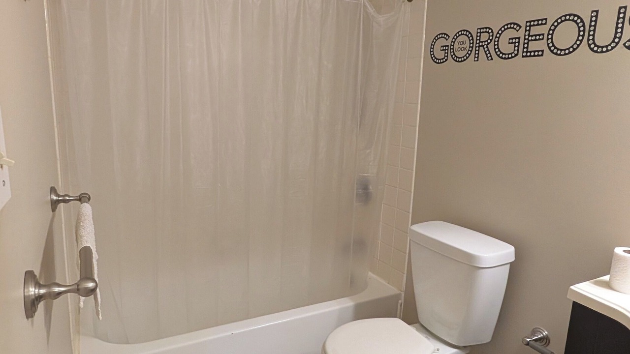 Photo of Bathroom in Estate Altona