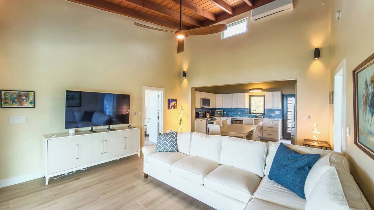 Photo of Livingroom in Estate Sprat Hall