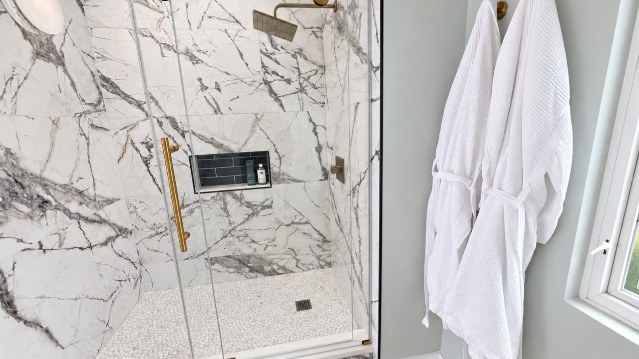Photo of Bathroom in Estate Sprat Hall