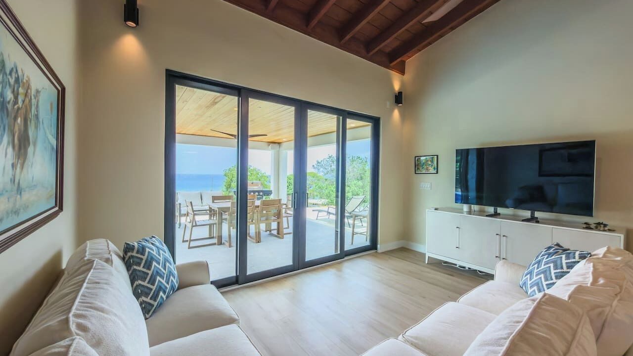 Photo of Livingroom in Estate Sprat Hall