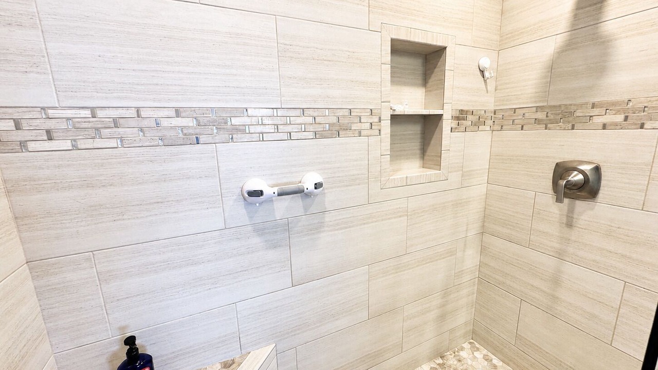 Photo of Bathroom in Cotton Valley