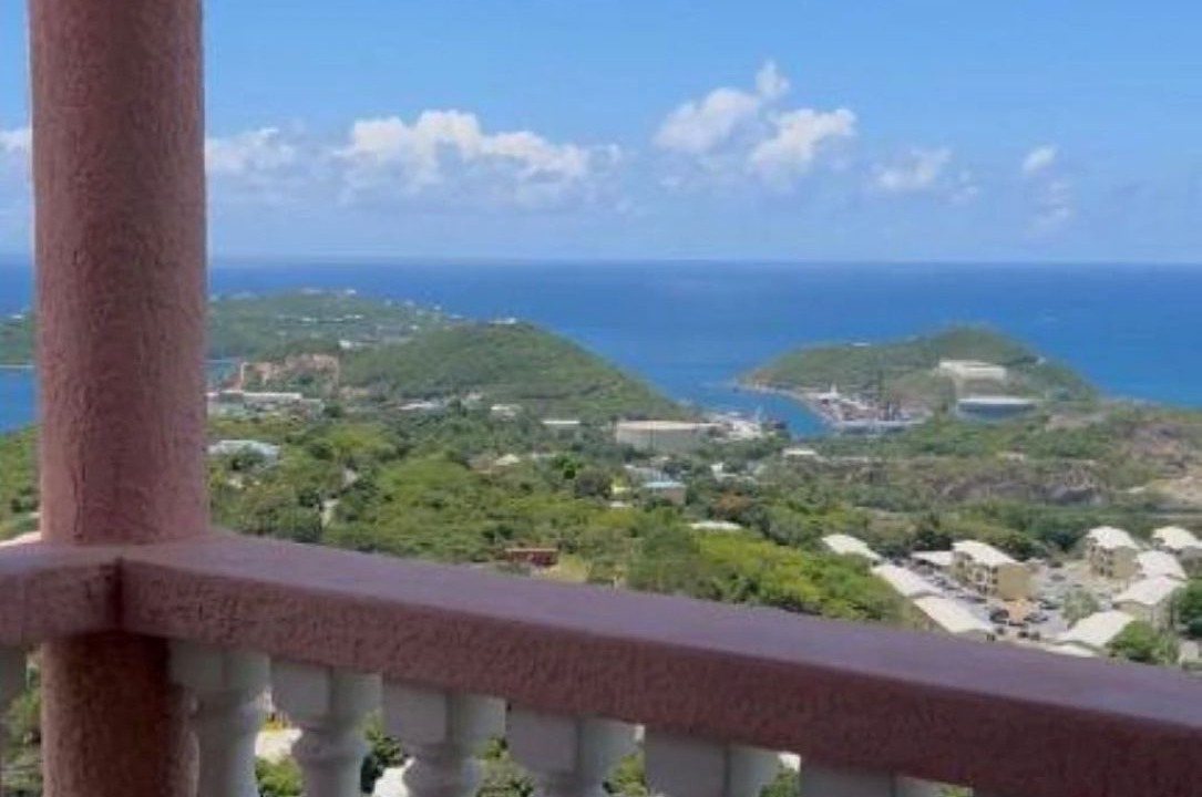 Photo of Outdoor in Estate Lower John Dunko