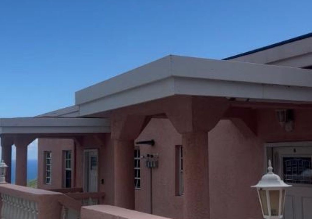 Photo of Outdoor in Estate Lower John Dunko