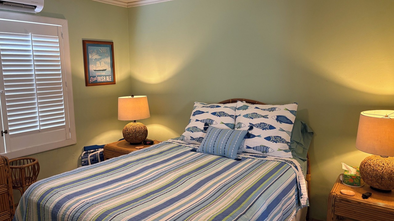 Photo of Bedroom in Chenay Bay
