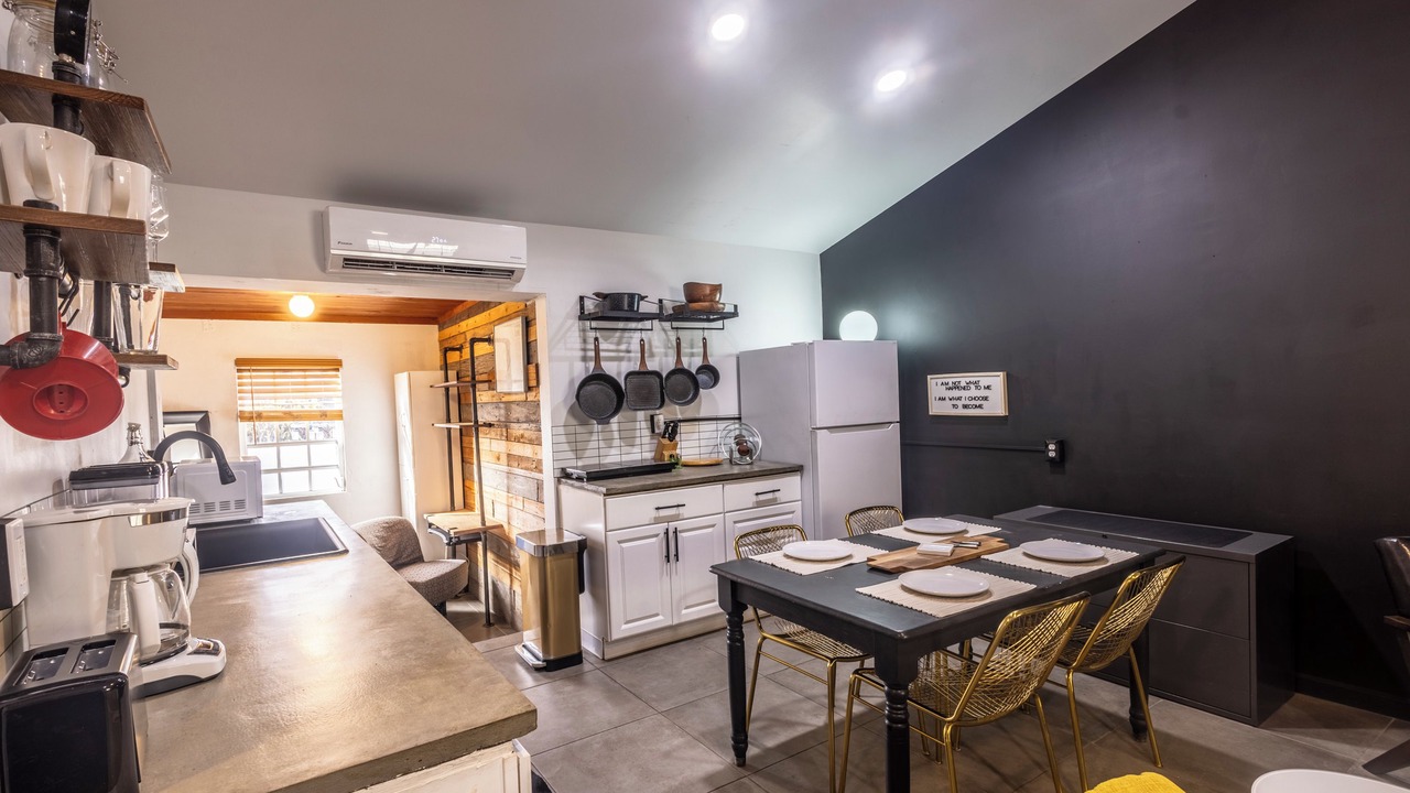 Photo of Kitchen in Estate East Street