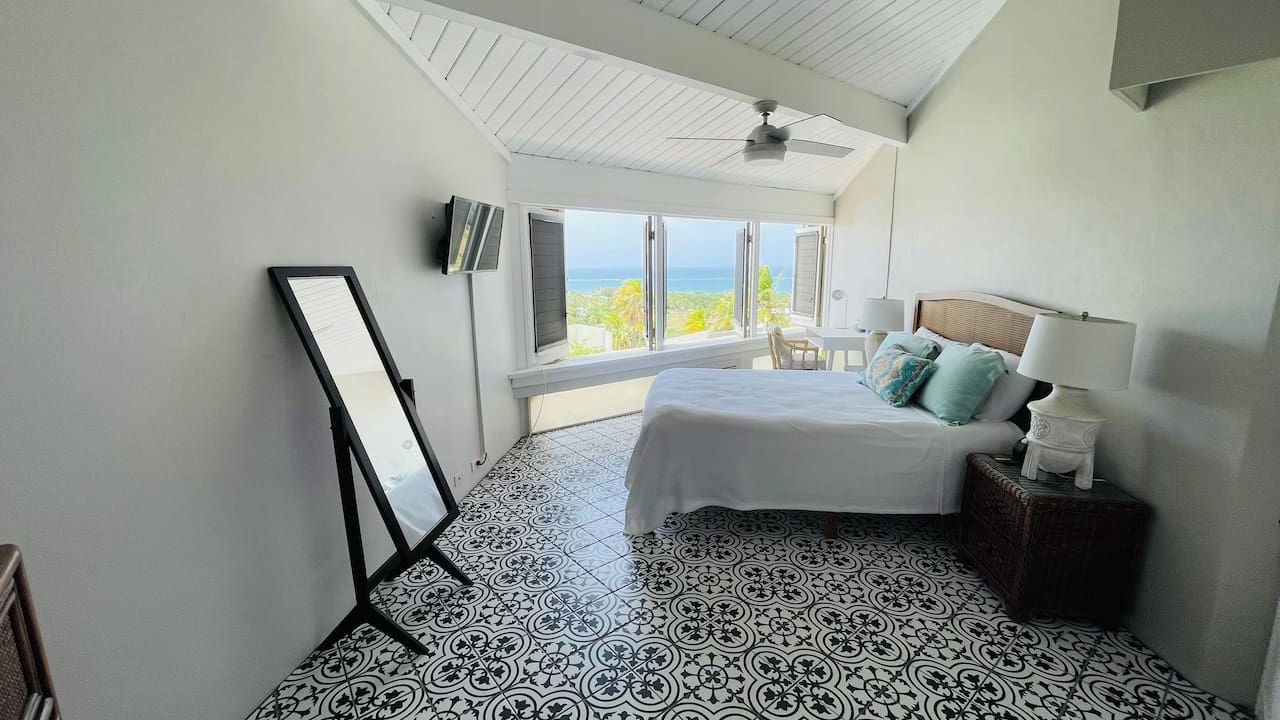 Photo of Bedroom in Estate Teague Bay