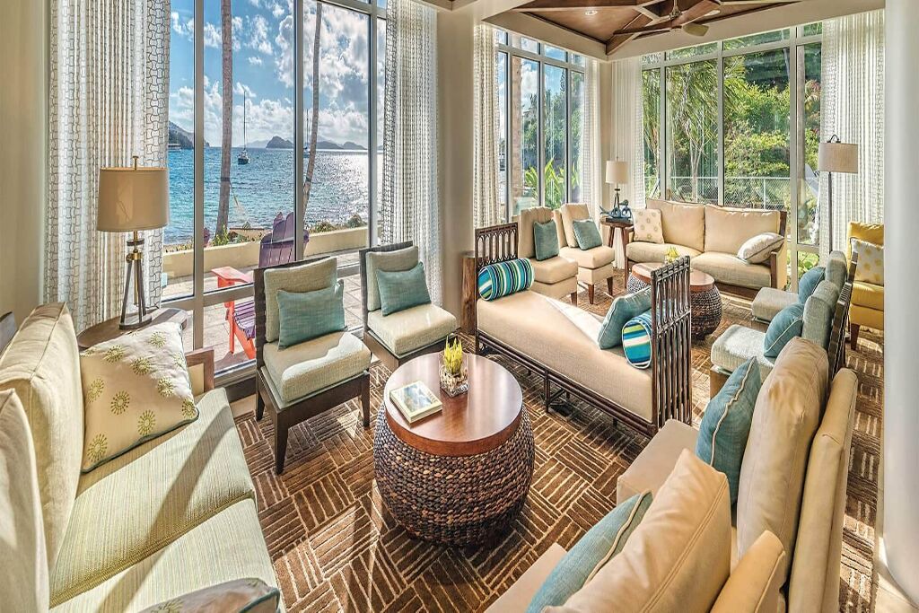 Photo of Livingroom in Estate Smith Bay
