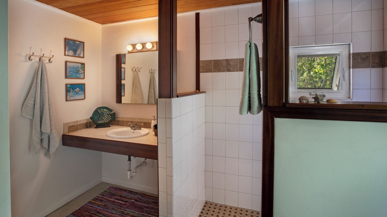 Photo of Bathroom in Estate Mandal