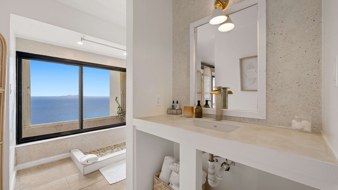 Photo of Bathroom in Estate Lovenlund