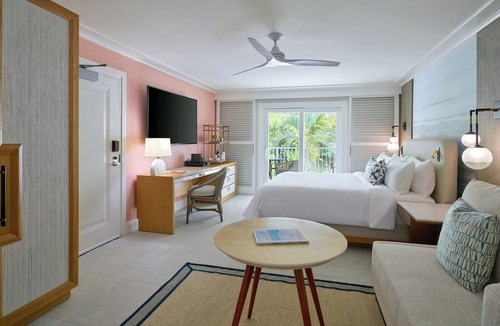 Estate Bakkero Hotel | Buoy Haus Beach Resort St. Thomas, Autograph Collection