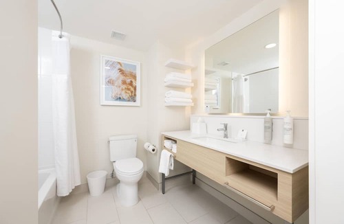 Havensight Hotel | Hampton by Hilton St. Thomas