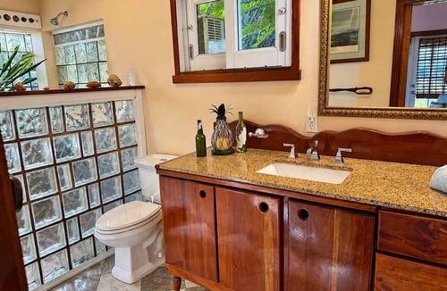 Red Hook House | The 'Cottage' at Lion's Gate - Check for our Spring & Summer Specials