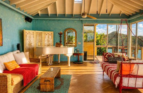 Estate Tabor and Harmony Villa | Spirit on the Water - Private, Infinity Pool, Ocean Front, 9 bedrooms