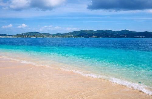Estate Seven Hills Villa | Ocean-View 2BR + Soaking Pool · Christiansted
